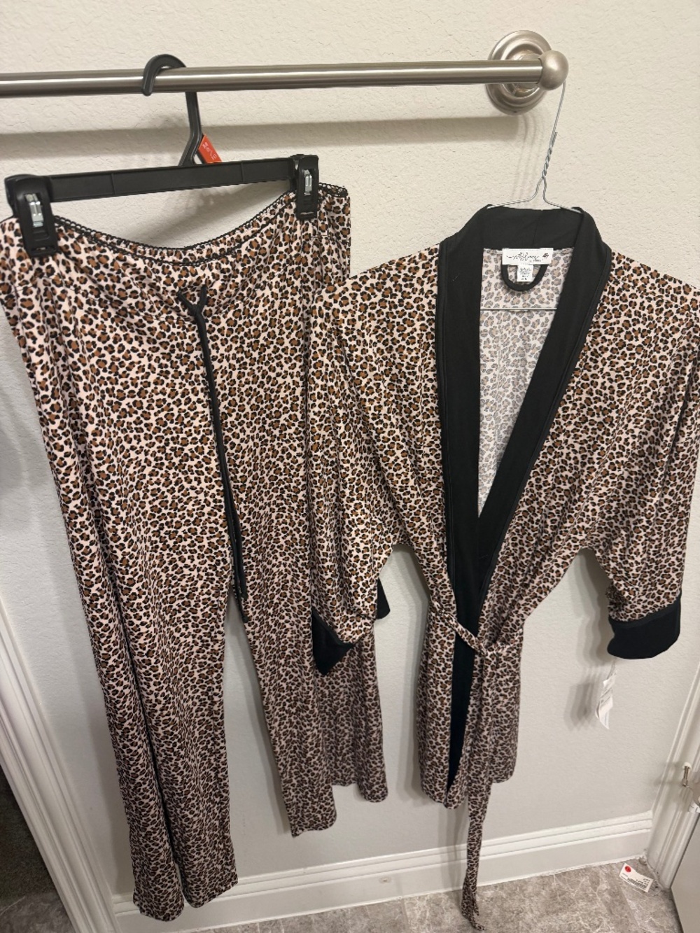 In Bloom By Jonquil Leopard Pajama Set New